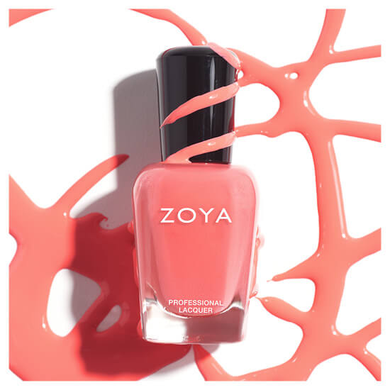 Nail polish coral Ella Zoya